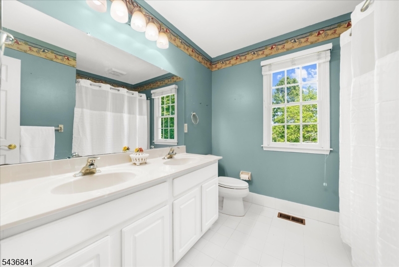 Hunterdon Crossing - Residential