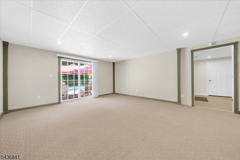 Hunterdon Crossing - Residential