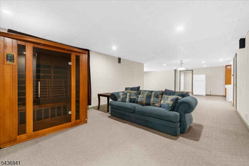 Hunterdon Crossing - Residential
