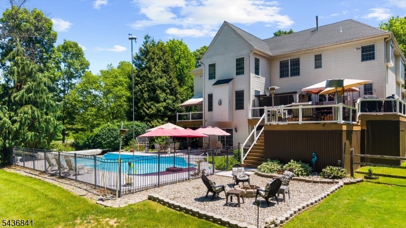 Hunterdon Crossing - Residential