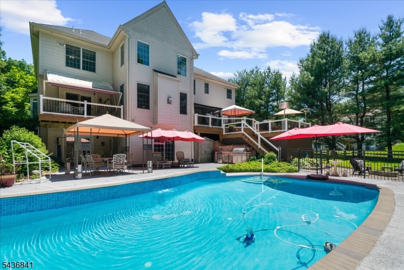 Hunterdon Crossing - Residential