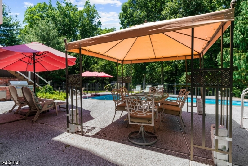 Hunterdon Crossing - Residential