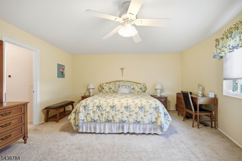 Highview At Hawthorne - Residential