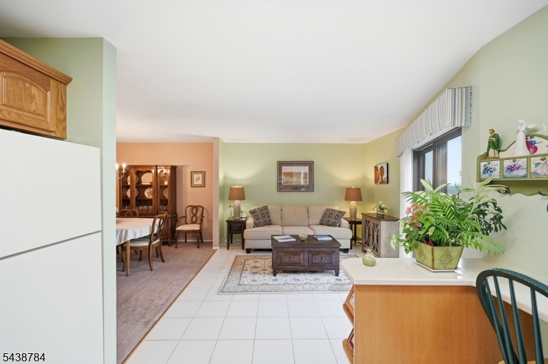 Highview At Hawthorne - Residential