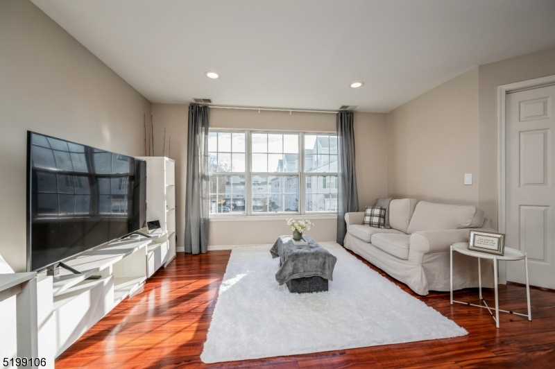 Eden Lane - Residential