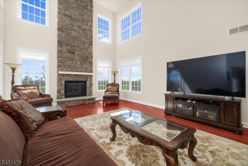 Mountain View at Hunterdon - Residential