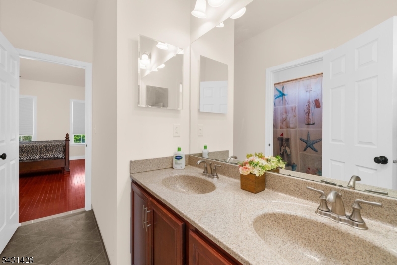Mountain View at Hunterdon - Residential