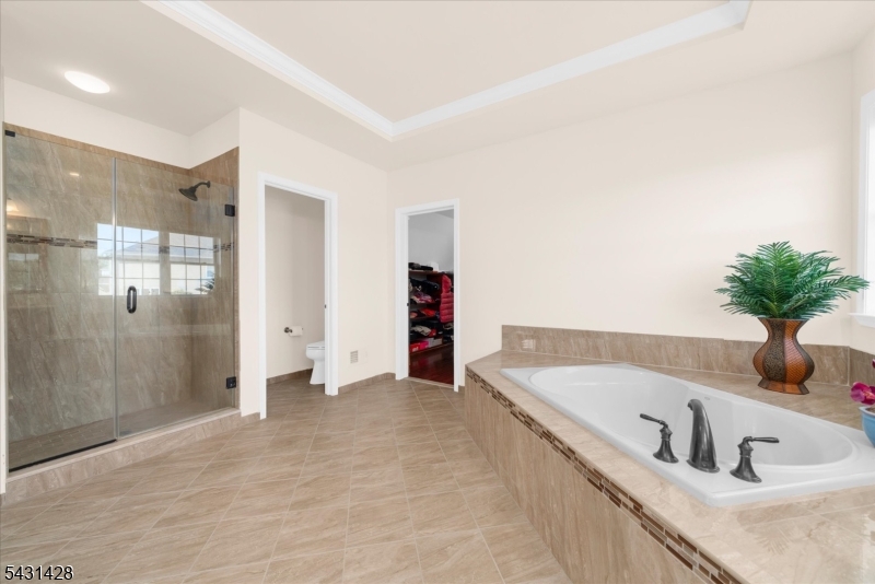 Mountain View at Hunterdon - Residential
