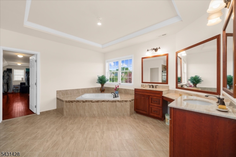 Mountain View at Hunterdon - Residential