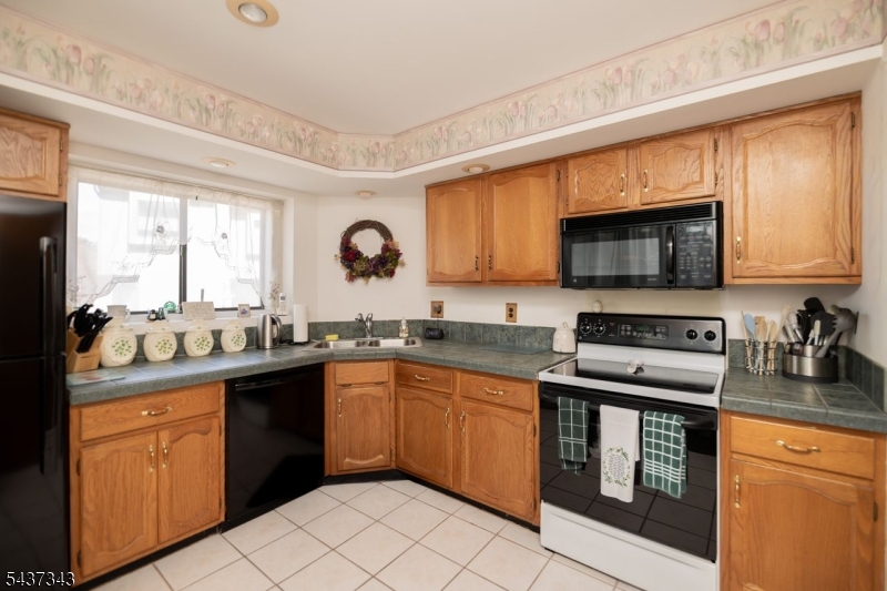 Hastings Square - Residential