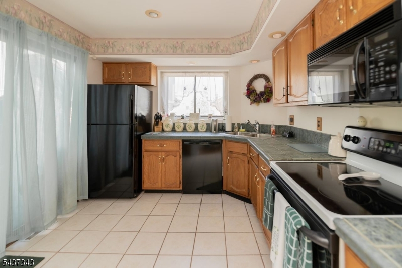 Hastings Square - Residential