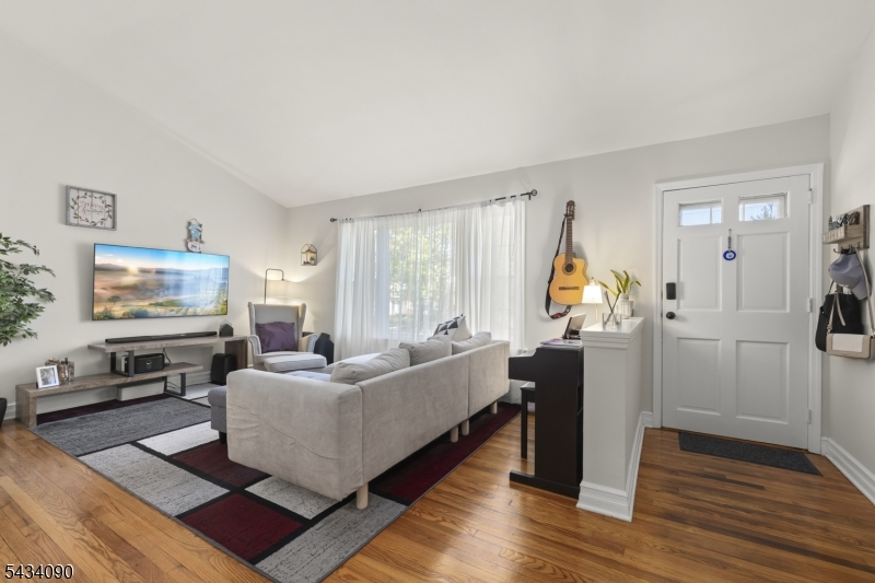 Murray Hill - Residential
