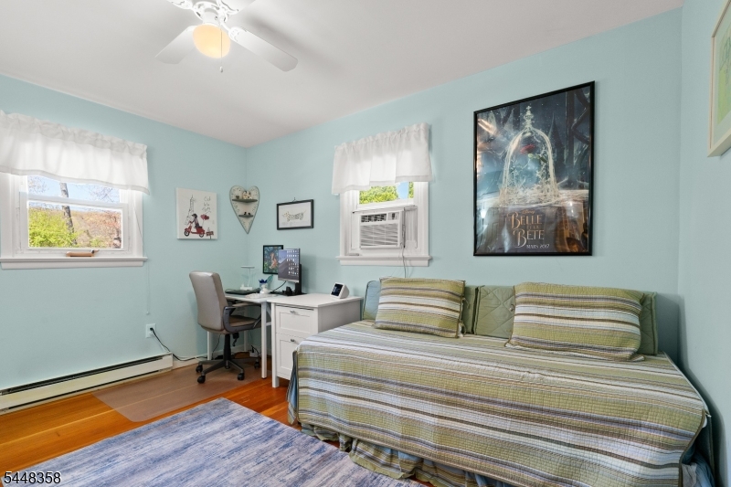 Barry Lakes - Residential