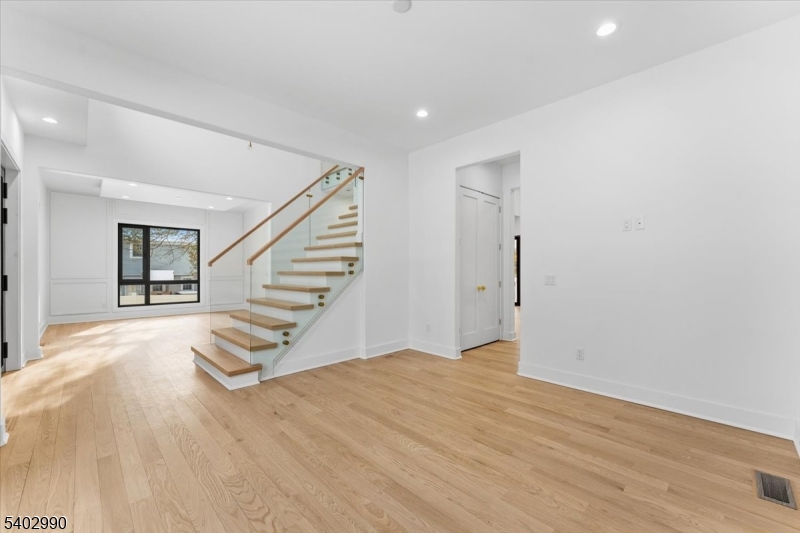 Collins - Residential