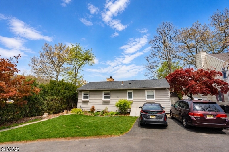 LAKE SHAWNEE - Residential Lease