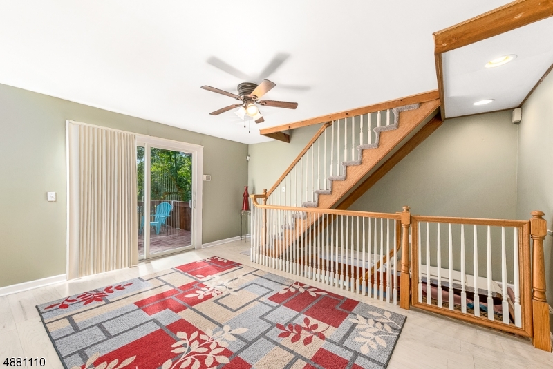 HOPATCONG HILLS - Residential