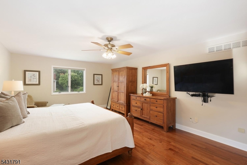 Eagles Crest - Residential