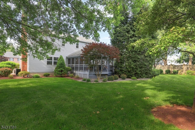 Eagles Crest - Residential