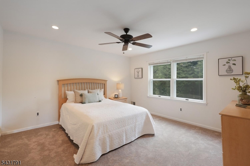 Eagles Crest - Residential