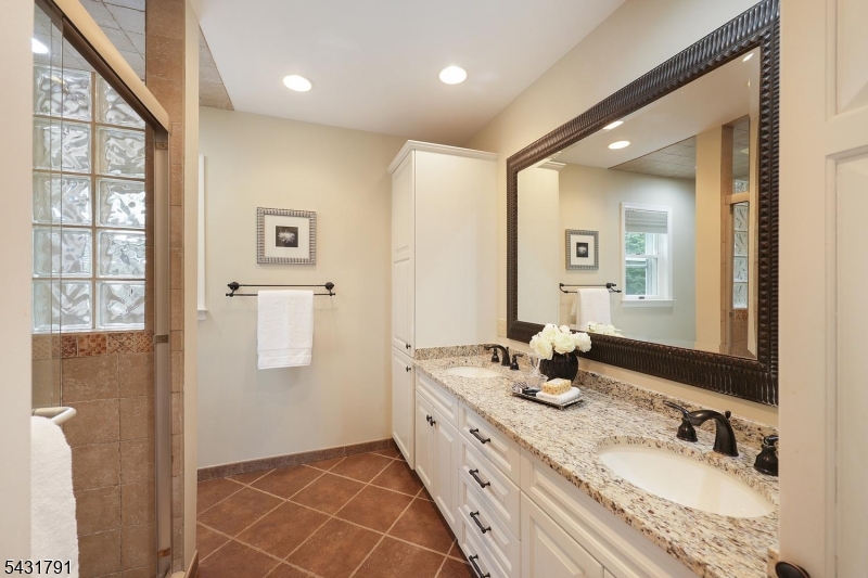 Eagles Crest - Residential