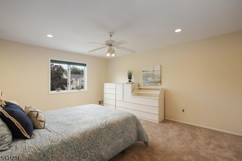 Eagles Crest - Residential