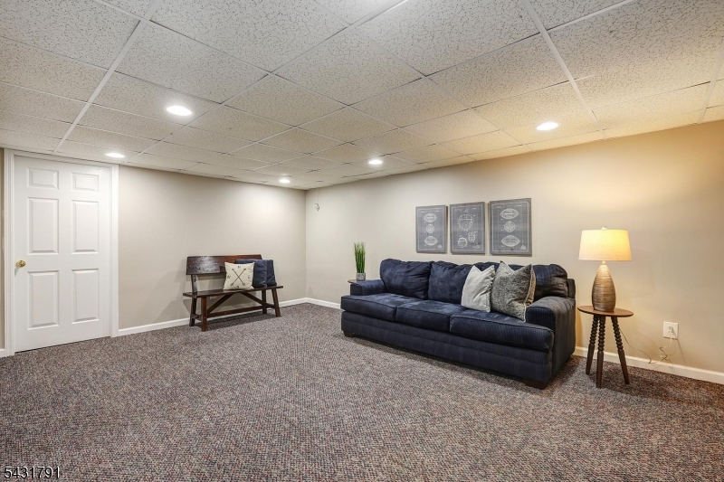 Eagles Crest - Residential