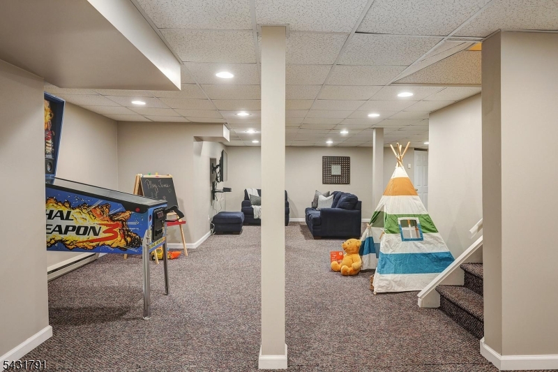Eagles Crest - Residential