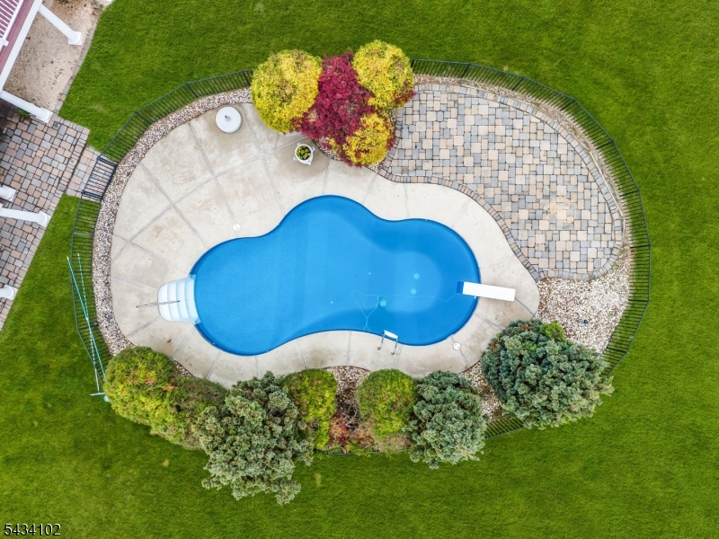 Estates At West Amwell - Residential