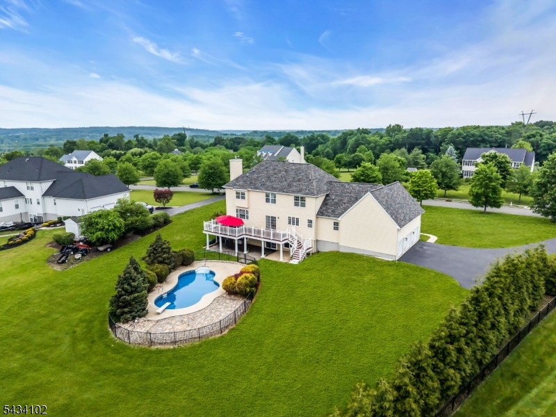 Estates At West Amwell - Residential