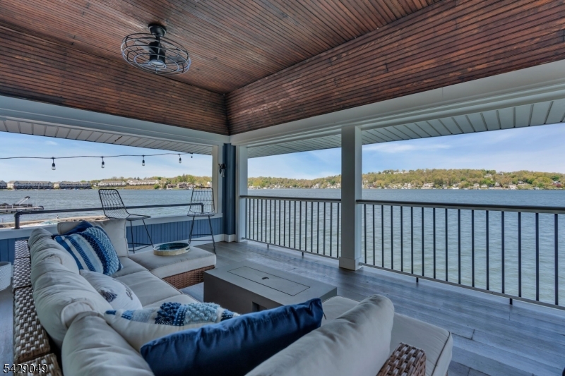 Main Lake - Residential