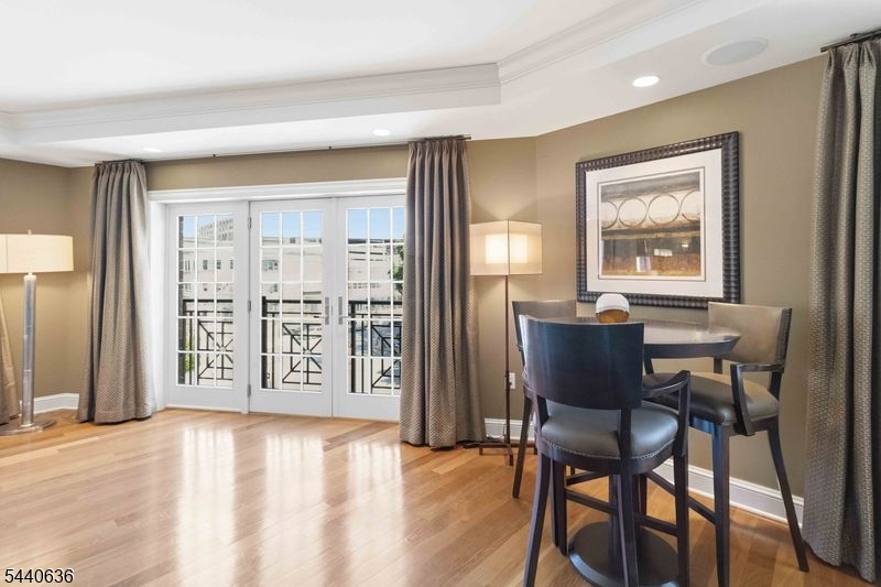 40 Park Place - Residential