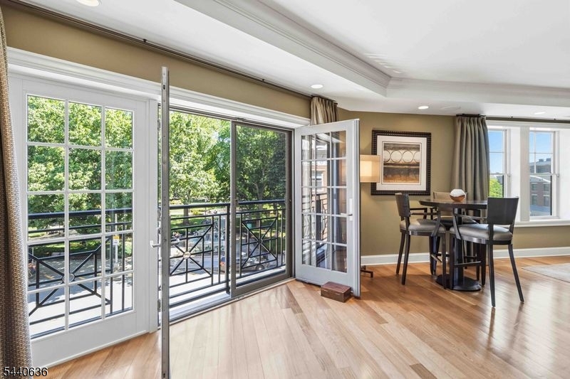 40 Park Place - Residential
