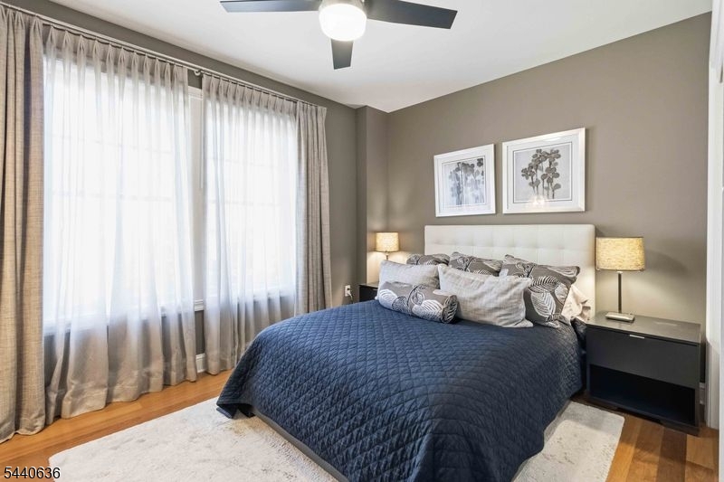 40 Park Place - Residential
