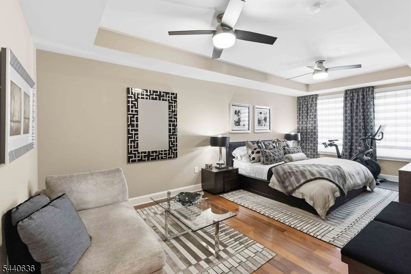 40 Park Place - Residential