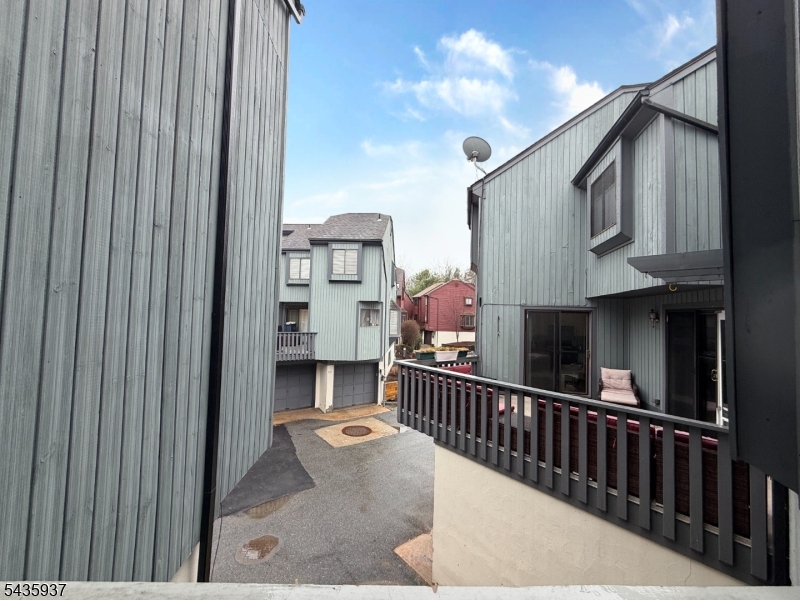 Hastings Square - Residential
