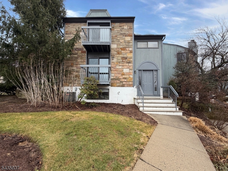 Hastings Square - Residential