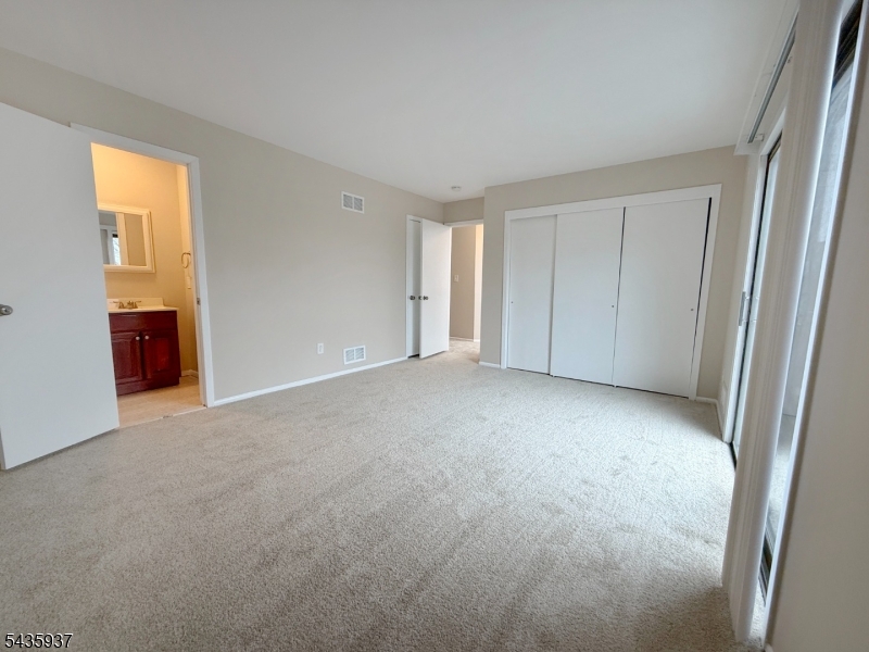 Hastings Square - Residential
