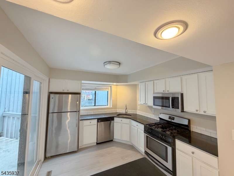 Hastings Square - Residential