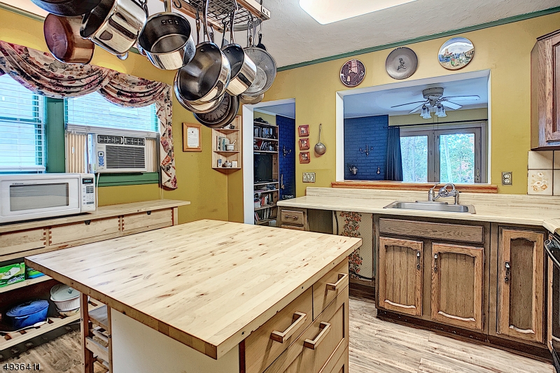 White Meadow Lake - Residential