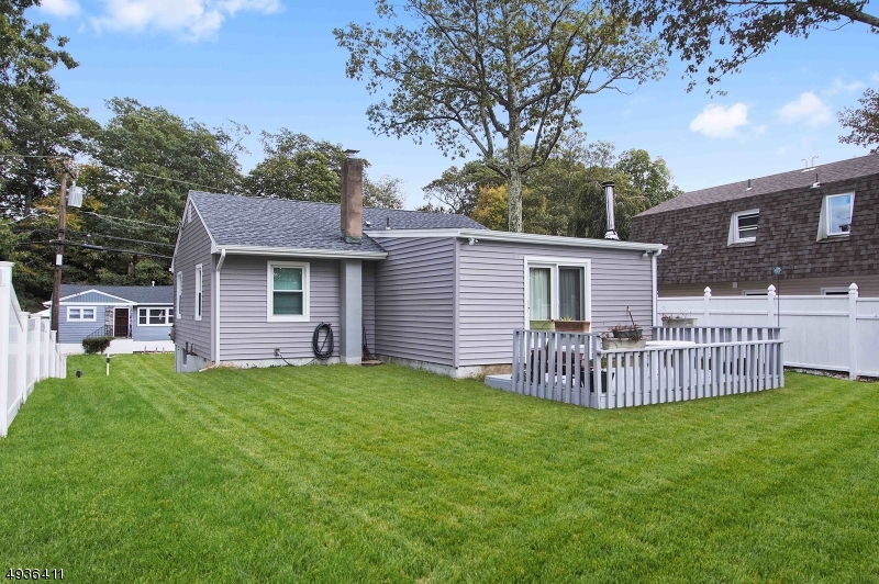 White Meadow Lake - Residential