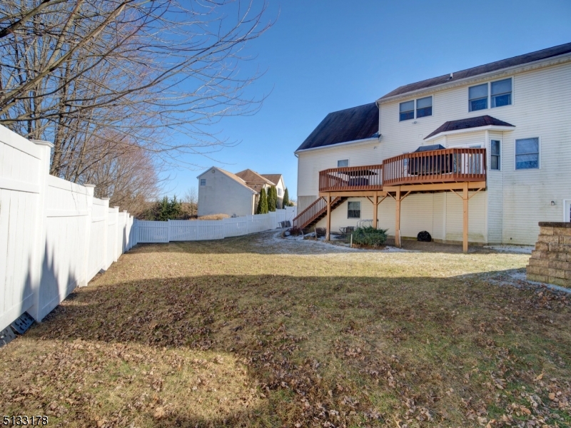 HUNTER'S RIDGE - Residential