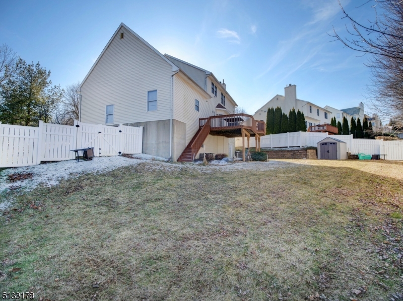HUNTER'S RIDGE - Residential