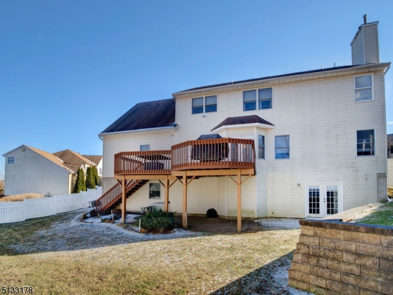 HUNTER'S RIDGE - Residential
