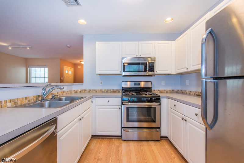 Berkshire Hills - Residential Lease