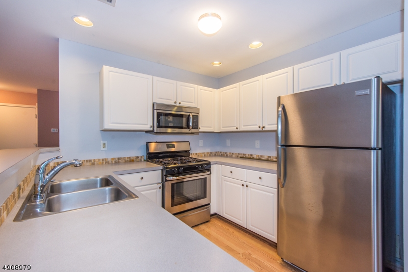Berkshire Hills - Residential Lease