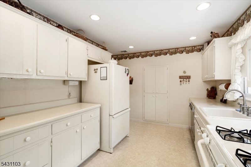 Belle Mead - Residential