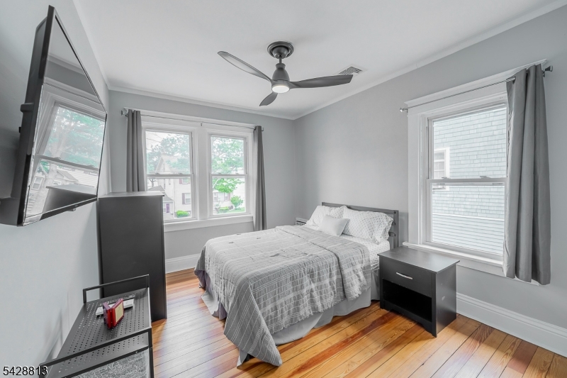 HILLCREST - Residential