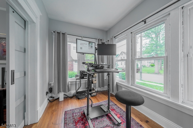 HILLCREST - Residential