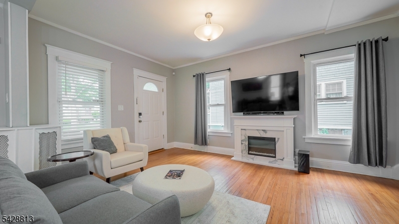 HILLCREST - Residential