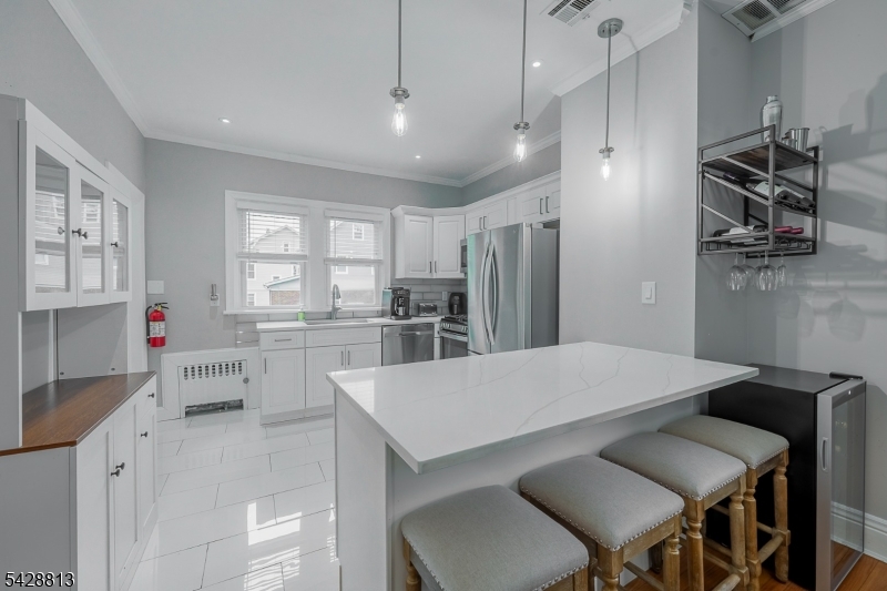 HILLCREST - Residential